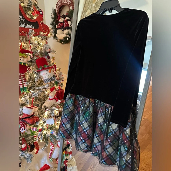 BONNIE Jean Velvet Fit and Flare Dress Size 16‎ - Picture 8 of 9